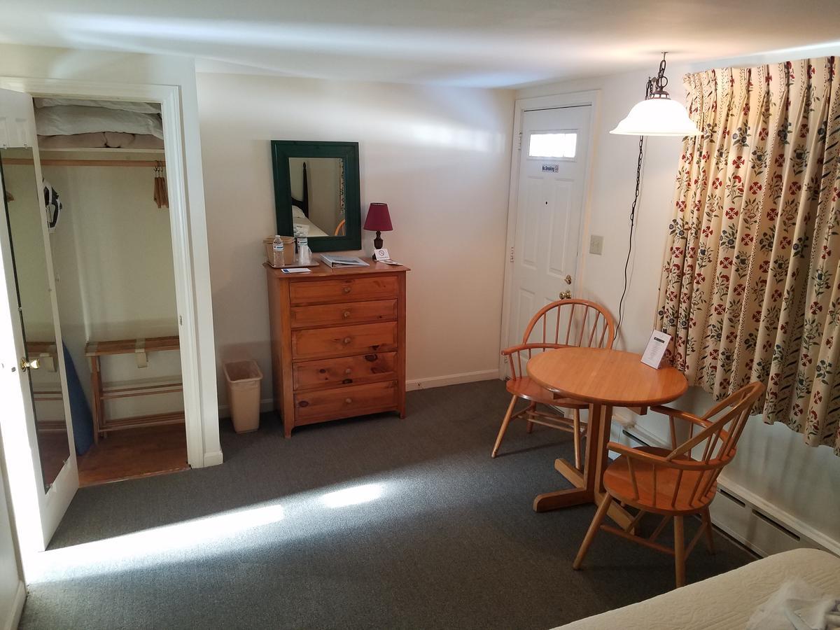 Fairway Motel New London Eksteriør bilde
